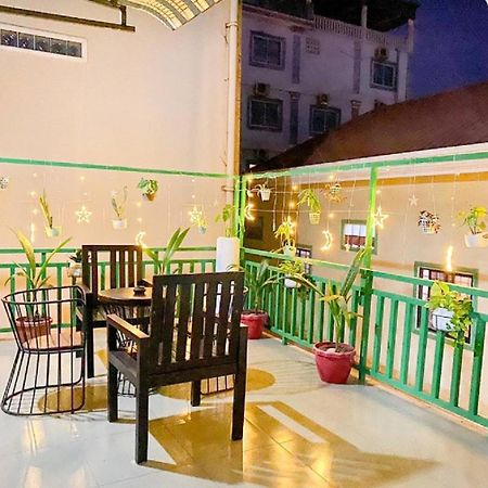 Centro Guest House Сиемрип Экстерьер фото
